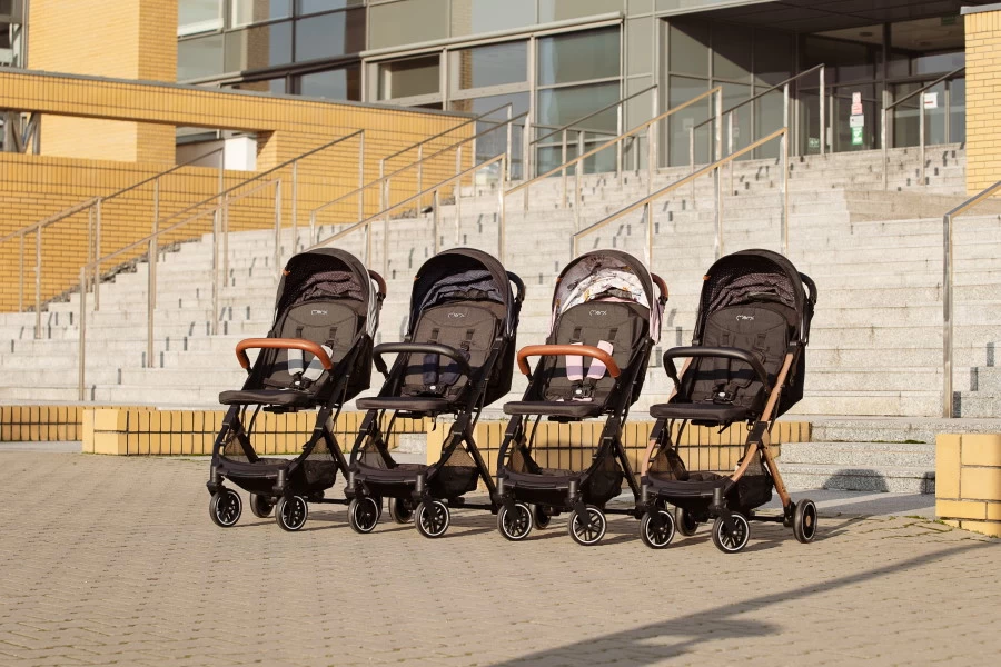 Momi Estelle Black Wandelwagen WOSP00003 - Afbeelding 10